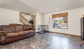 611 NW 4TH Pl, Battle Ground, WA 98604
