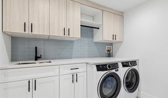 510 Abrahams Path, Amagansett, NY 11930