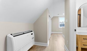 205 E MERCHANT St, Audubon, NJ 08106