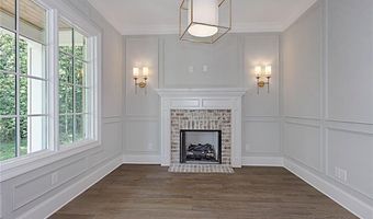 801 KENTWOOD Dr, Auburn, AL 36830