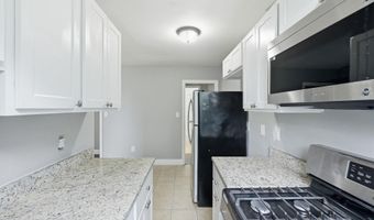 16 GALVESTON Pl SW, Washington, DC 20032