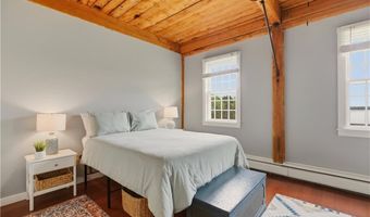 40 Web Ave 11, North Kingstown, RI 02852