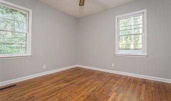 850 Red Barn Rd, Acworth, GA 30102