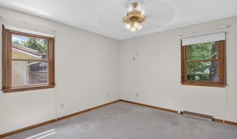 1019 Arkansas Ave, Ames, IA 50014
