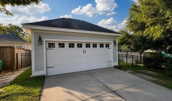 13056 Holly Springs Ave, Biloxi, MS 39532