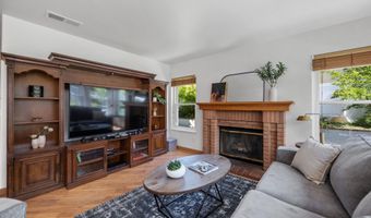 1205 Masterpiece Dr, Oceanside, CA 92057
