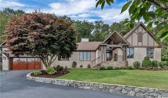 35 TIMBERLAND Dr, Lincoln, RI 02865