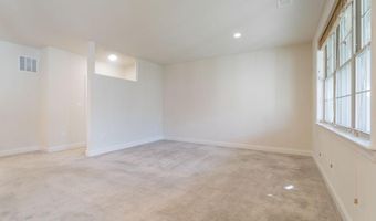 22595 WINDSOR LOCKS Sq, Ashburn, VA 20148