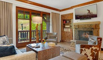 100 Bachelor Ridge Rd 3607, Avon, CO 81620
