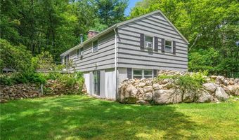 325 Shady Hill Dr, East Greenwich, RI 02818