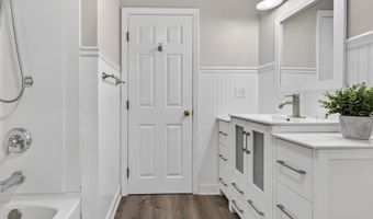 10 Mountain Rd, Brookline, NH 03033