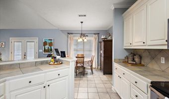 437 Old Town Cir, Brandon, MS 39042