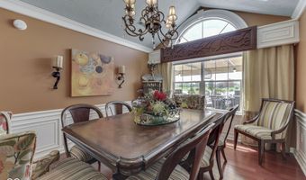 7386 Lake Lakota Pl, Indianapolis, IN 46217