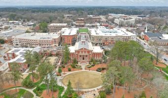 142 Brindle Ln, Alpharetta, GA 30009