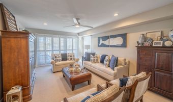 199 11th St, Avalon, NJ 08202