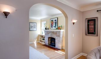 151 Lakewood Blvd, Madison, WI 53704