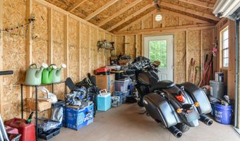 7045 Finch Rd, Bailey, NC 27807