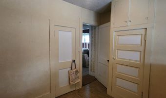 215 W Pleasant St, Angola, IN 46703