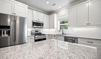 5 Coverack Ln, Bella Vista, AR 72714