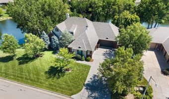 918 E Lakecrest Dr, Andover, KS 67002