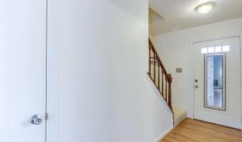 8461 DIABLO Ct, Alexandria, VA 22309