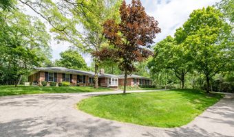 144 Barton North Dr, Ann Arbor, MI 48105
