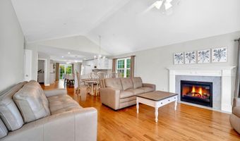 5 Sunset Ln A, Brentwood, NH 03833