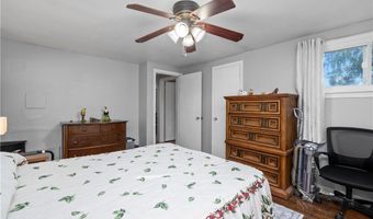 394 Long St, Amherst, OH 44001