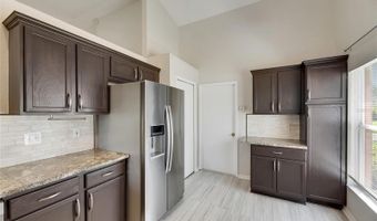318 LOOKOUT Dr, Apollo Beach, FL 33572