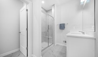 43730 TRANSIT Sq, Ashburn, VA 20147