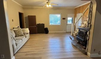 403 1ST Ave, Bayard, NE 69334