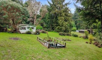 875 Aldergrove Rd, Arcata, CA 95521