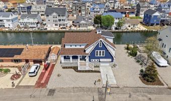 247 PINE Dr, Bayville, NJ 08721