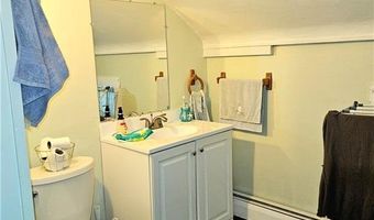 1 Side Hill St, Hopkinton, RI 02832