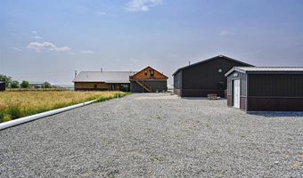 11 Happy Trails Rd, Cody, WY 82414