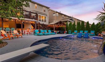 1388 Red Oak Plantation Dr, Ballwin, MO 63021