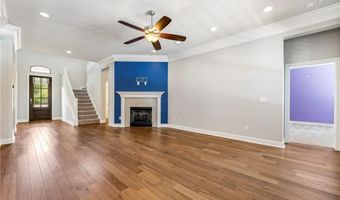 6008 SW Broadway St, Bentonville, AR 72713
