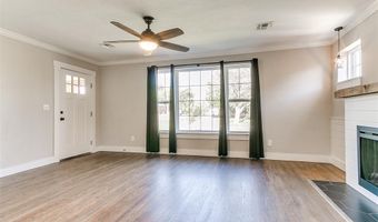1127 S 19th St, Chickasha, OK 73018