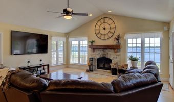 16 Macomber Pt, Alburgh, VT 05440