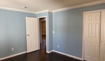 498 Oak Ave APT 28, Cheshire, CT 06410