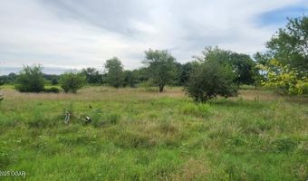 8479 SE 30th St, Baxter Springs, KS 66713