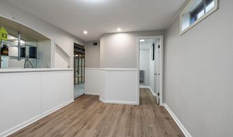 111 Hurstland Dr, Bardstown, KY 40004