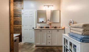 97 Eudon Best Rd, Ashford, AL 36312