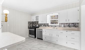 67 Breakneck Rd, Alloway, NJ 07422