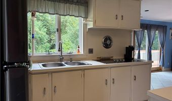 48 Pocasset Ave, Cumberland, RI 02864