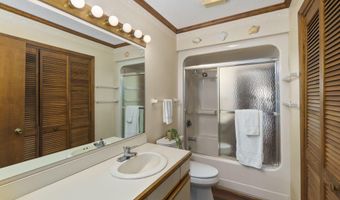 221 Smith St, Atlantic Beach, NC 28512