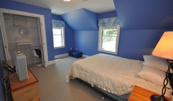 118 Woodlands Rd, Alton, NH 03810