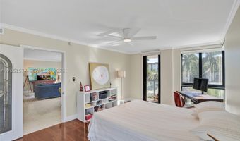 9800 W Bay Harbor Dr 309, Bay Harbor Islands, FL 33154