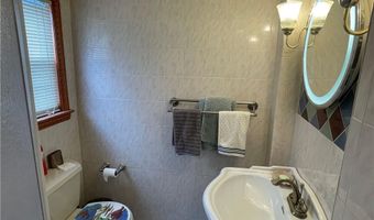 50 Washington Ave, East Providence, RI 02915