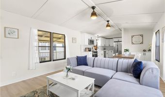 74 Bayview Park, Middletown, RI 02842